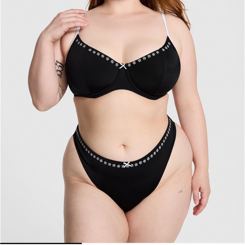 Black and White bikini set